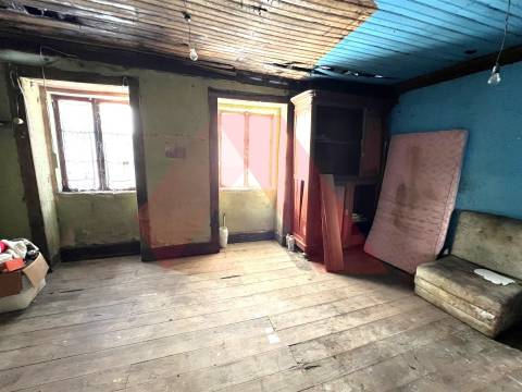Moradia para Restaurar  Venda em Covas e Vila Nova de Oliveirinha,Tábua