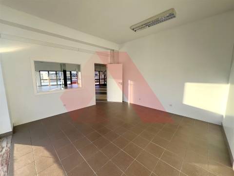 Loja  Arrendamento em Tábua,Tábua