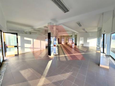 Loja  Arrendamento em Tábua,Tábua