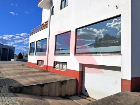 Loja  Arrendamento em Tábua,Tábua