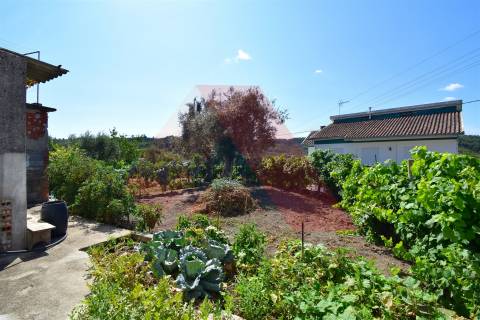 Moradia T2 Venda em Covas e Vila Nova de Oliveirinha,Tábua