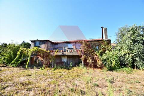 Moradia T4 Venda em Espariz e Sinde,Tábua