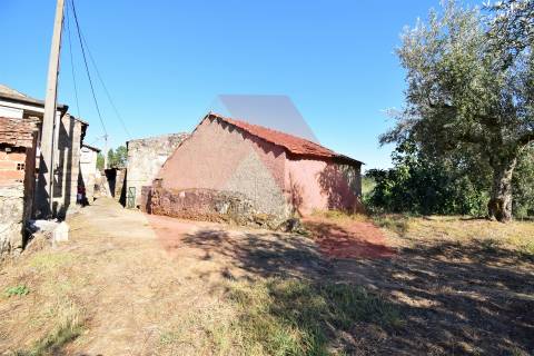 Moradia T4 Venda em Espariz e Sinde,Tábua