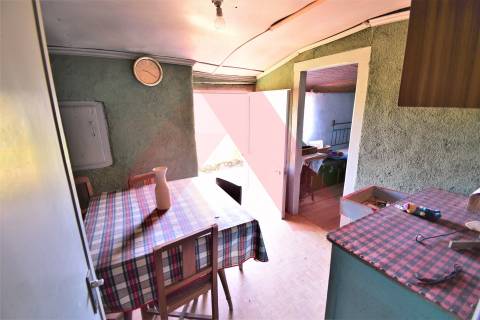 Moradia T4 Venda em Espariz e Sinde,Tábua