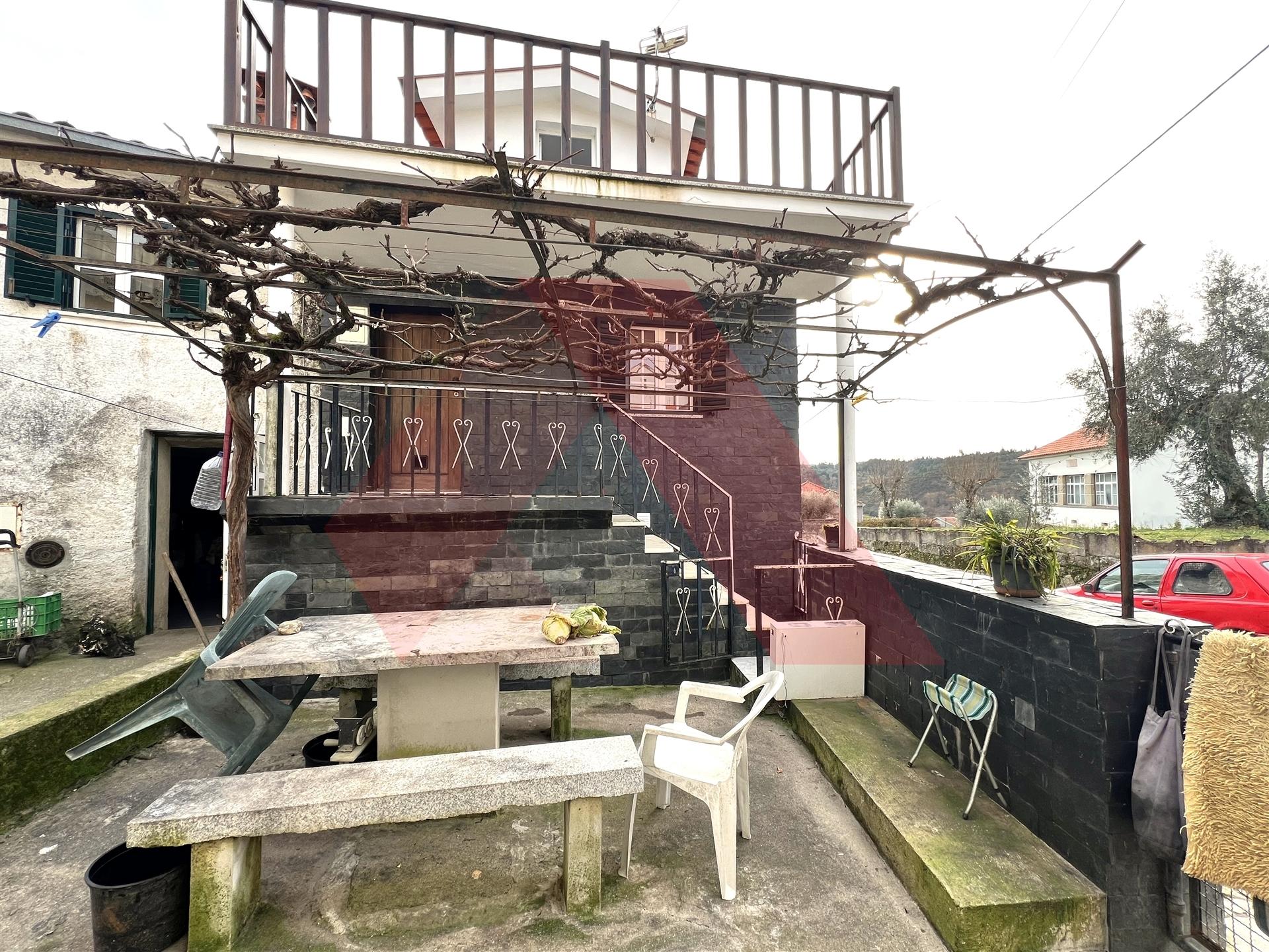 Moradia T2 Venda em Covas e Vila Nova de Oliveirinha,Tábua