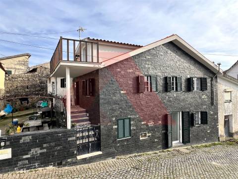 Moradia T2 Venda em Covas e Vila Nova de Oliveirinha,Tábua