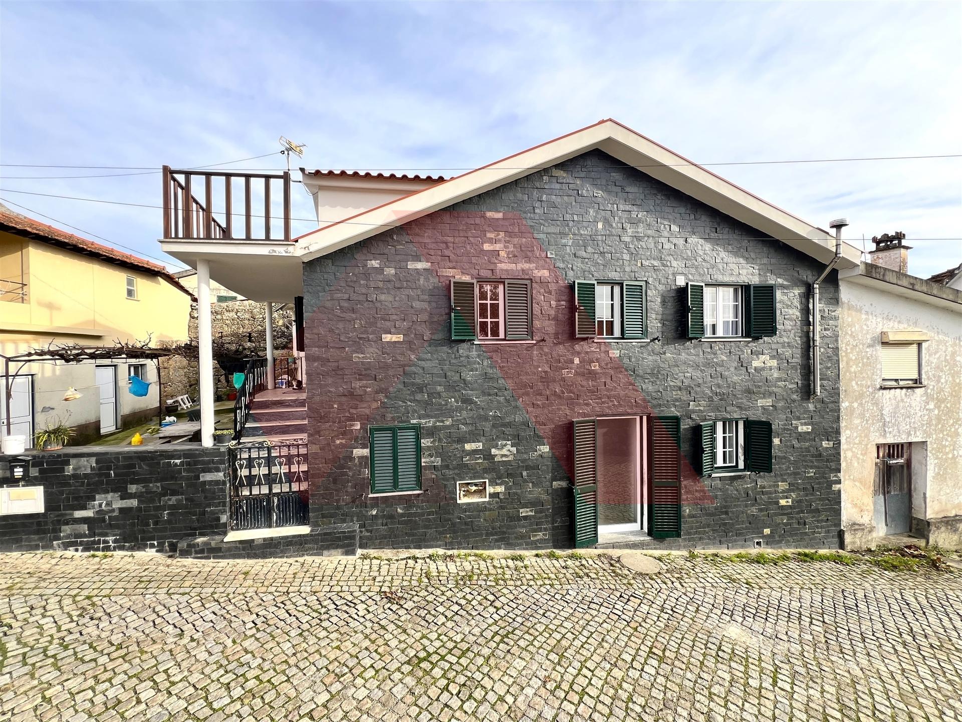 Moradia T2 Venda em Covas e Vila Nova de Oliveirinha,Tábua