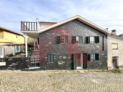 Moradia T2 Venda em Covas e Vila Nova de Oliveirinha,Tábua