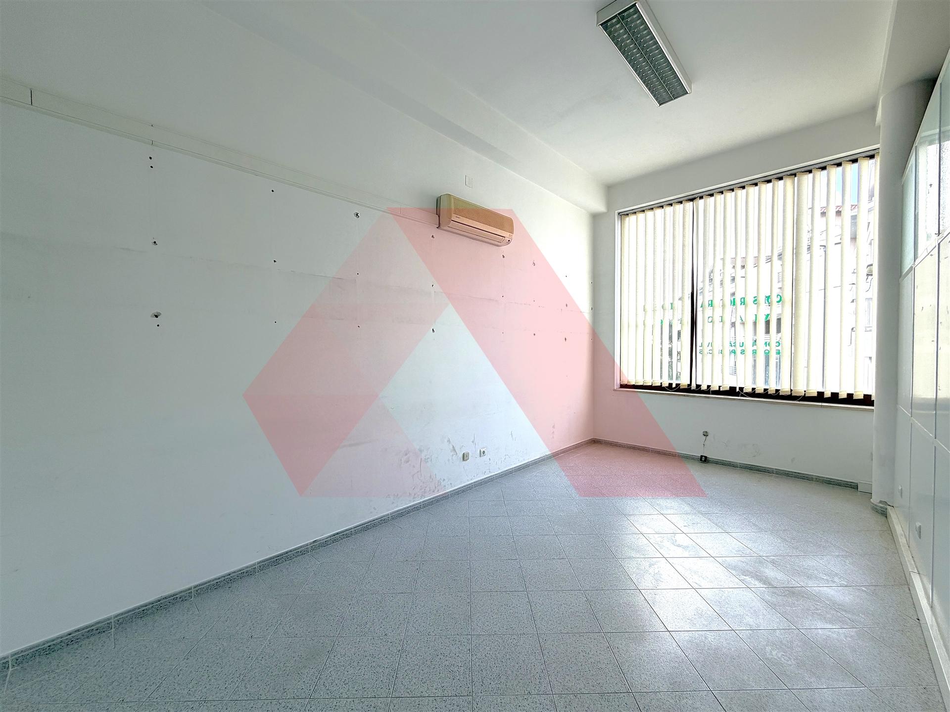 Loja  Venda em Tábua,Tábua