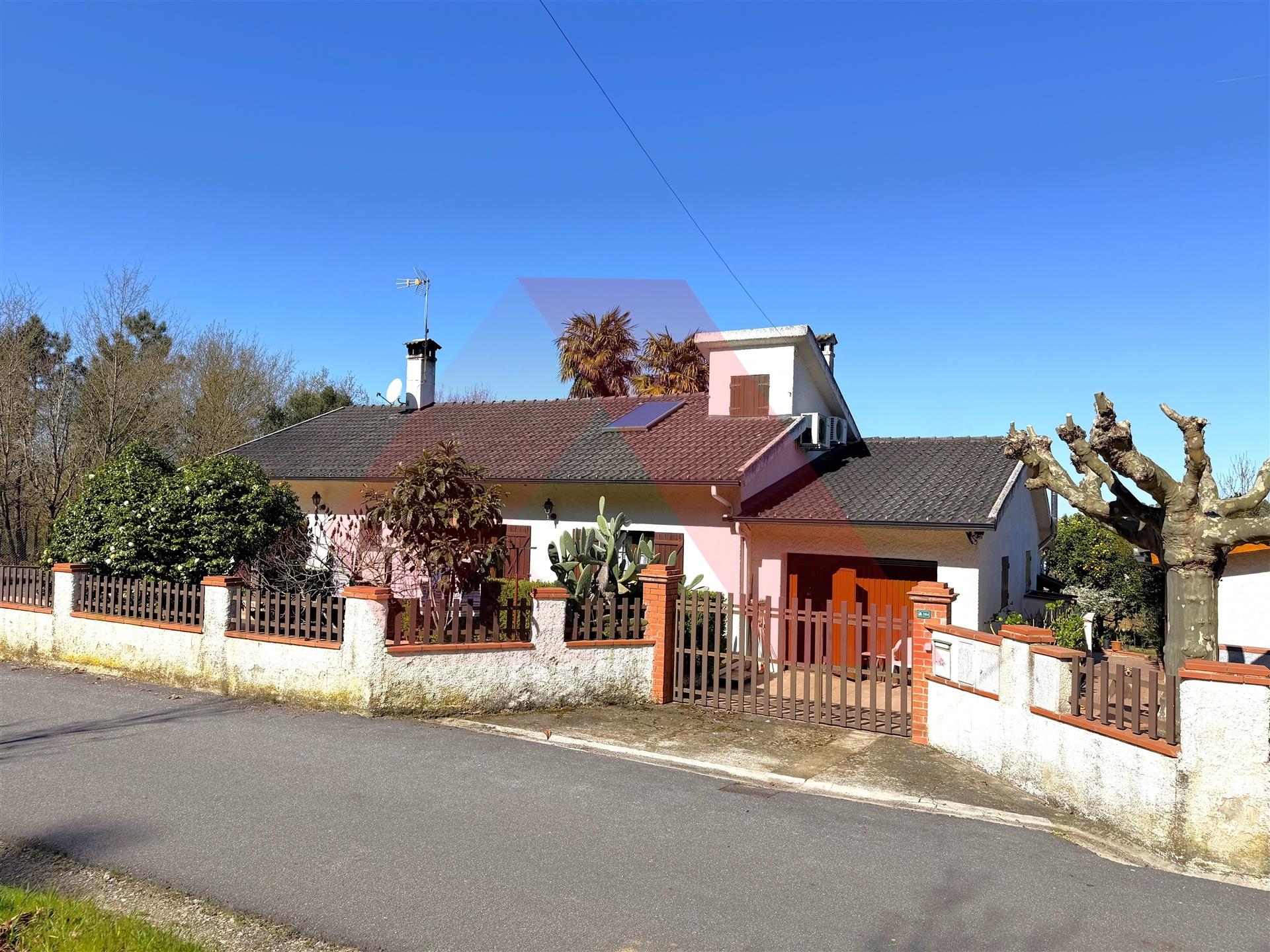 Moradia Isolada T3 Venda em Espariz e Sinde,Tábua