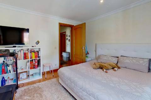 Moradia T4 em Mafamude - perto do Hospital de Gaia (Santos Silva)