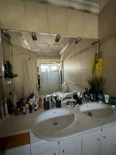 Moradia T4 em Mafamude - perto do Hospital de Gaia (Santos Silva)