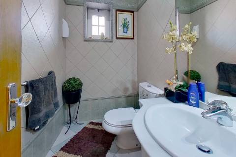 Moradia T4 em Mafamude - perto do Hospital de Gaia (Santos Silva)