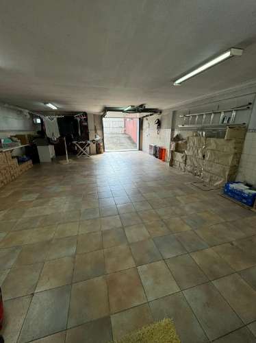 Moradia T4 em Mafamude - perto do Hospital de Gaia (Santos Silva)