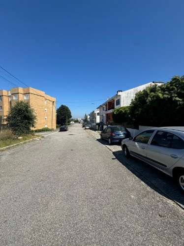 Terreno para construção - Oliveira do Douro (Vila Nova de Gaia)