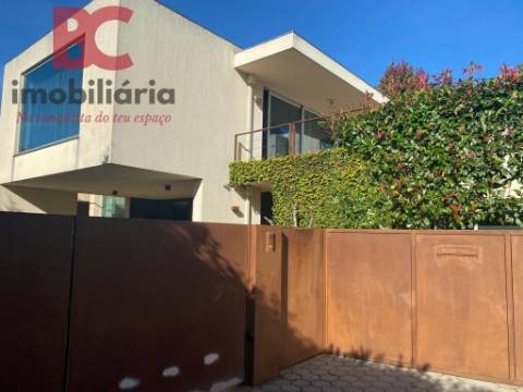 Moradia de Luxo T3 - Grijó