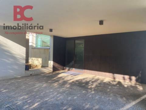 Moradia de Luxo T3 - Grijó