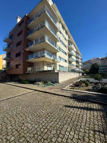 Duplex T4 de luxo a 300m da Rotunda da Boavista - Porto