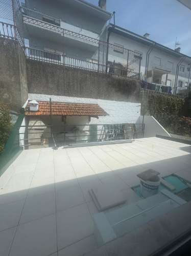 Moradia T4 em Gondomar - Totalmente Remodelada com Qualidade Premium | Disponível em Julho!