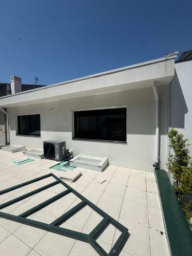 Moradia T4 em Gondomar - Totalmente Remodelada com Qualidade Premium | Disponível em Julho!