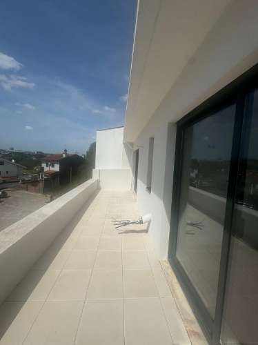 Moradia T4 em Gondomar - Totalmente Remodelada com Qualidade Premium | Disponível em Julho!