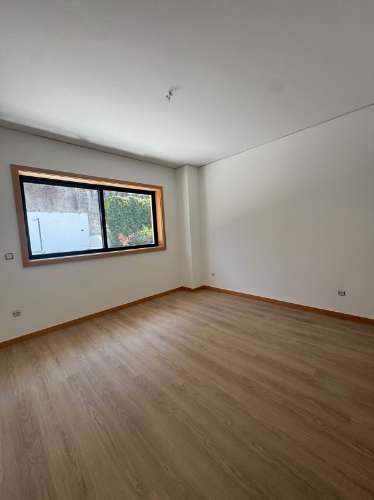 Moradia T4 em Gondomar - Totalmente Remodelada com Qualidade Premium | Disponível em Julho!