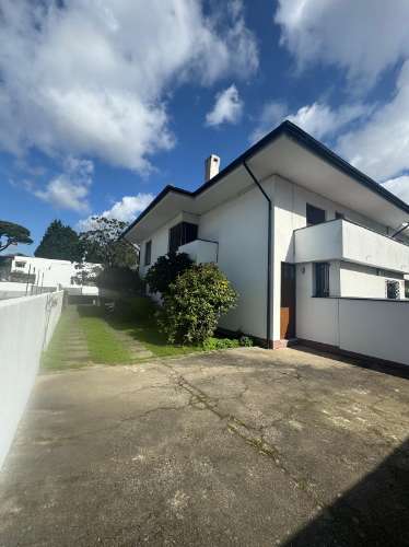 Moradia Independente para Arrendamento na Avenida da Boavista, Porto