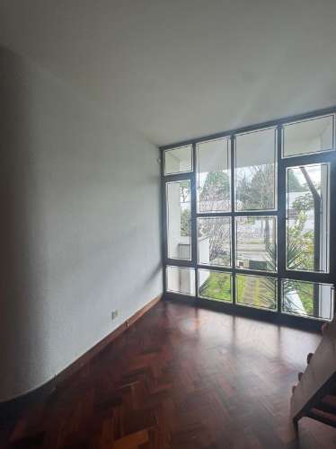 Moradia Independente para Arrendamento na Avenida da Boavista, Porto