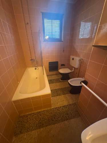 Moradia Independente para Arrendamento na Avenida da Boavista, Porto