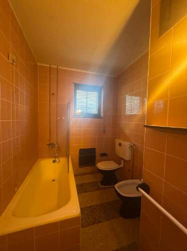 Moradia Independente para Arrendamento na Avenida da Boavista, Porto