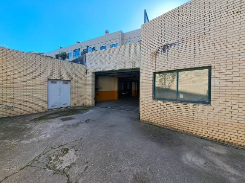 Loja de Excelência na Madalena - Vila Nova de Gaia