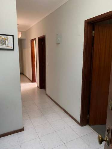 Apartamento T4 com 2 Garagens Fechadas - Vila Franca de Xira (Alverca do Ribatejo)