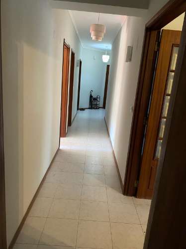 Apartamento T4 com 2 Garagens Fechadas - Vila Franca de Xira (Alverca do Ribatejo)