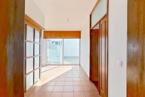 Moradia T3 Renovada perto da praia - Arcozelo para arrendamento