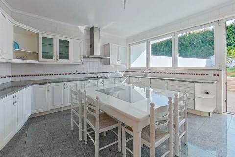 Moradia T3 Renovada perto da praia - Arcozelo para arrendamento