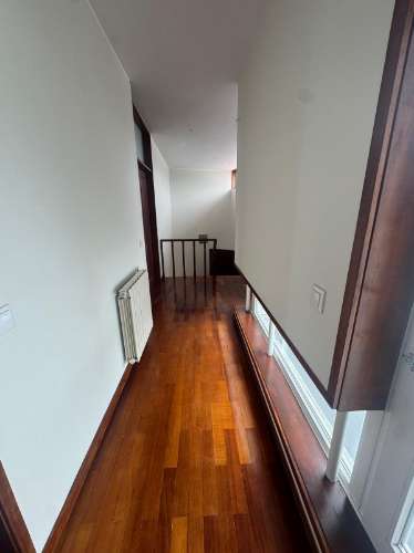 Moradia T3 Renovada perto da praia - Arcozelo para arrendamento