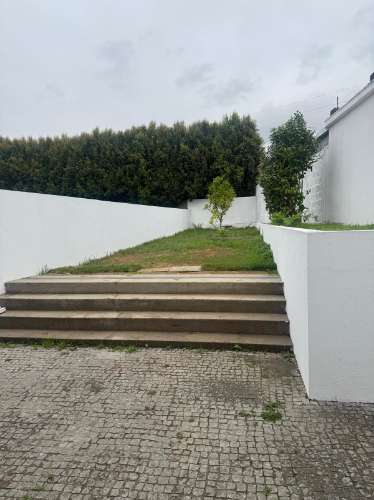 Moradia T3 Renovada perto da praia - Arcozelo para arrendamento