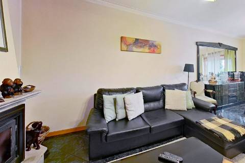 Apartamento T2 com terraço e churrasqueira - Mafamude, Vila Nova de Gaia