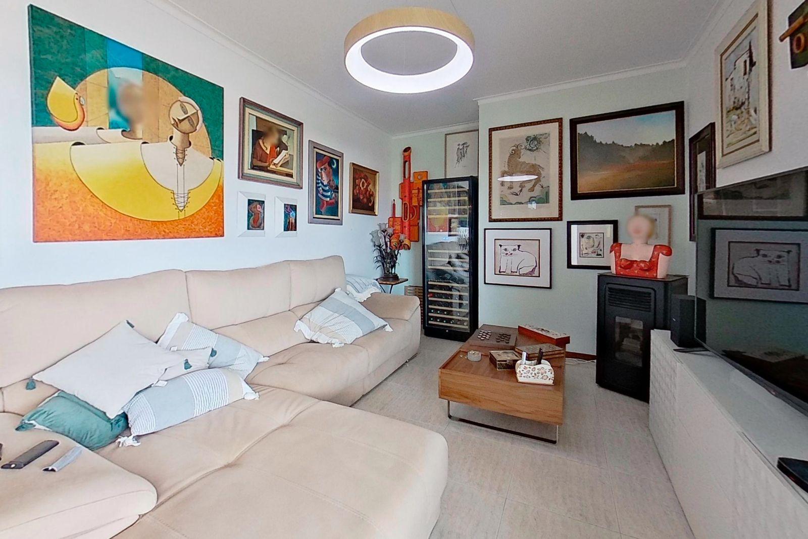 Apartamento T3 com Terraço - Perto da Praia