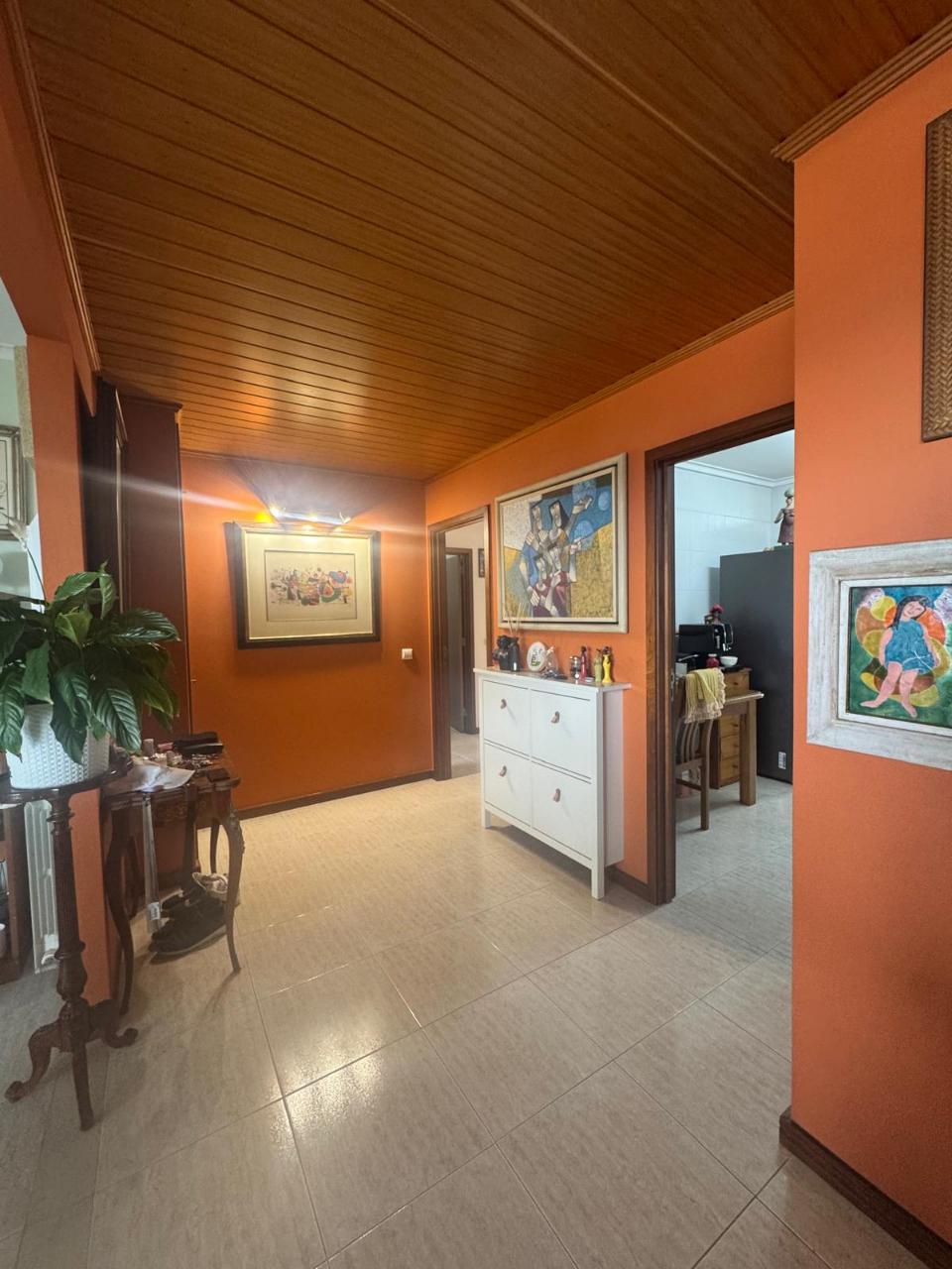 Apartamento T3 com Terraço - Perto da Praia