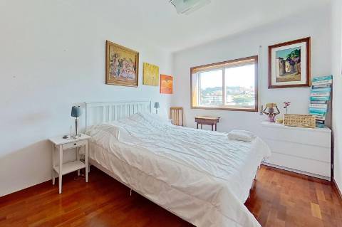 Apartamento T3 com Terraço - Perto da Praia