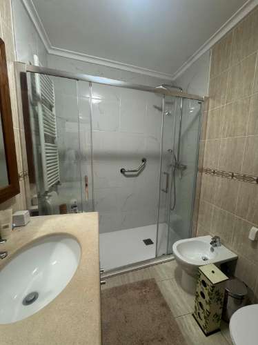 Apartamento T3 com Terraço - Perto da Praia