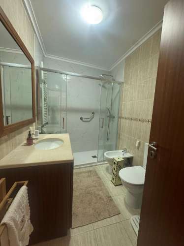 Apartamento T3 com Terraço - Perto da Praia