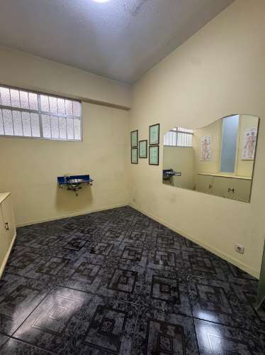 Espaço Comercial à Venda em Localização Privilegiada