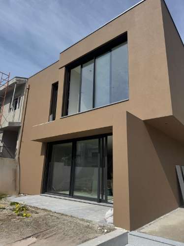 Moradia T3 de 3 frentes | Classe Energética A | Em fase final de construção