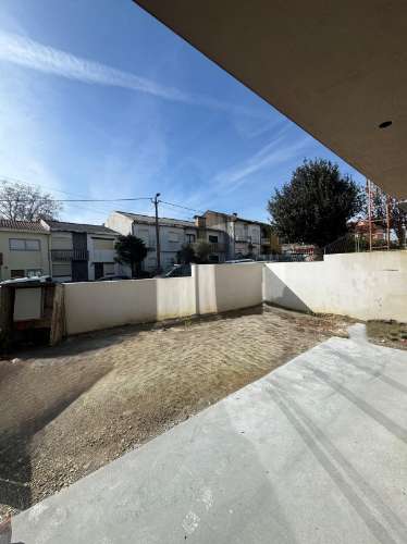 Moradia T3 de 3 frentes | Classe Energética A | Em fase final de construção