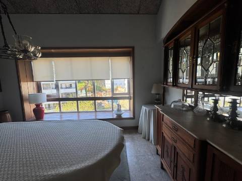 Duplex T3 com terraço e vistas de rio - Praça das Flores, Porto