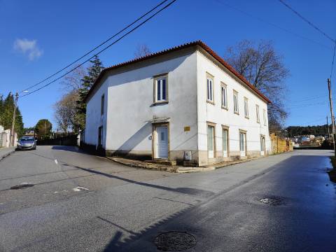 Moradia isolada, 434m², Sanfins - Santa Maria da Feira