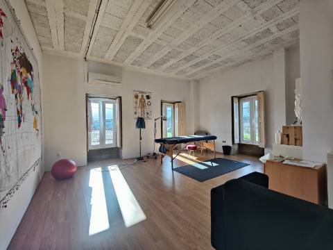 Moradia isolada, 434m², Sanfins - Santa Maria da Feira