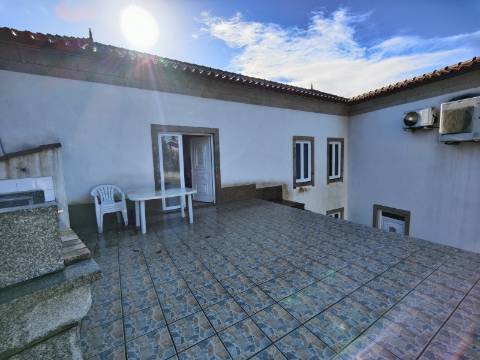 Moradia isolada, 434m², Sanfins - Santa Maria da Feira